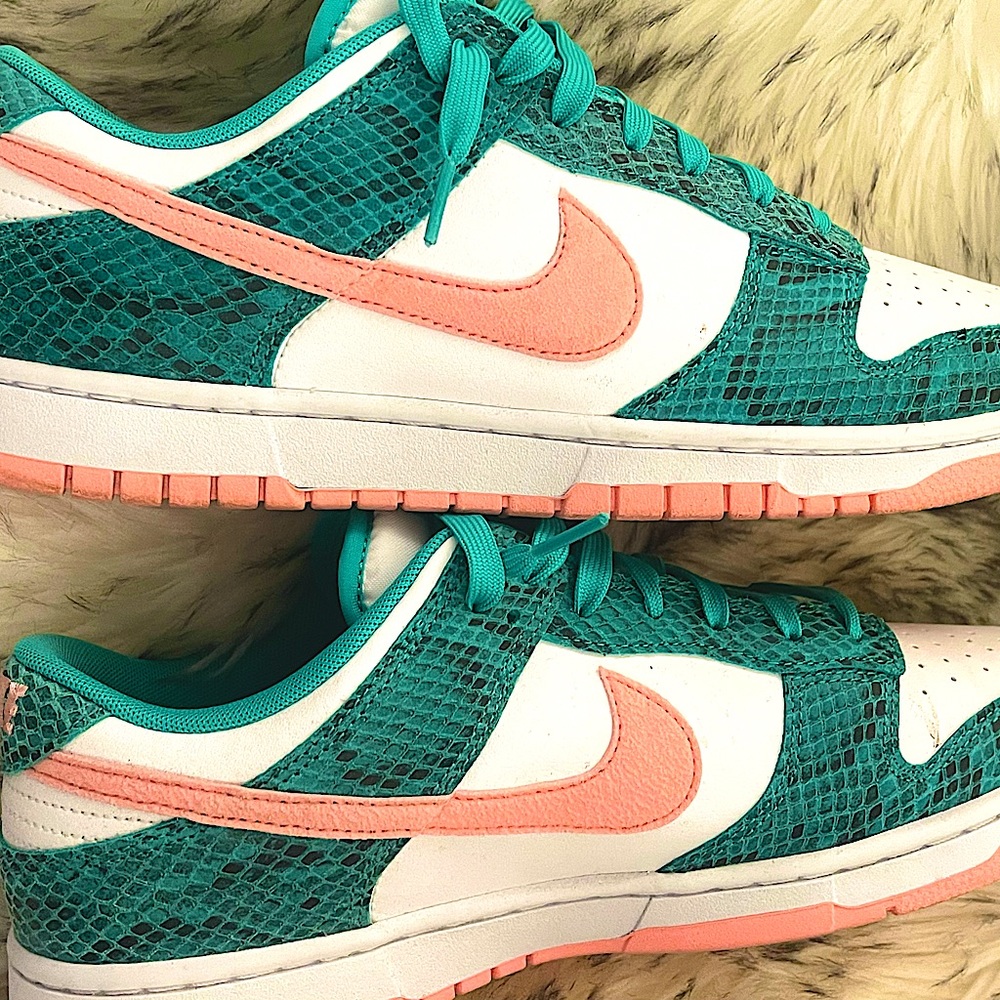 Nike Dunks Easter Color Python Print Men’s Sz 11.5